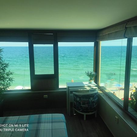 Hemingway Rooms In Happy Beach Varna Extérieur photo