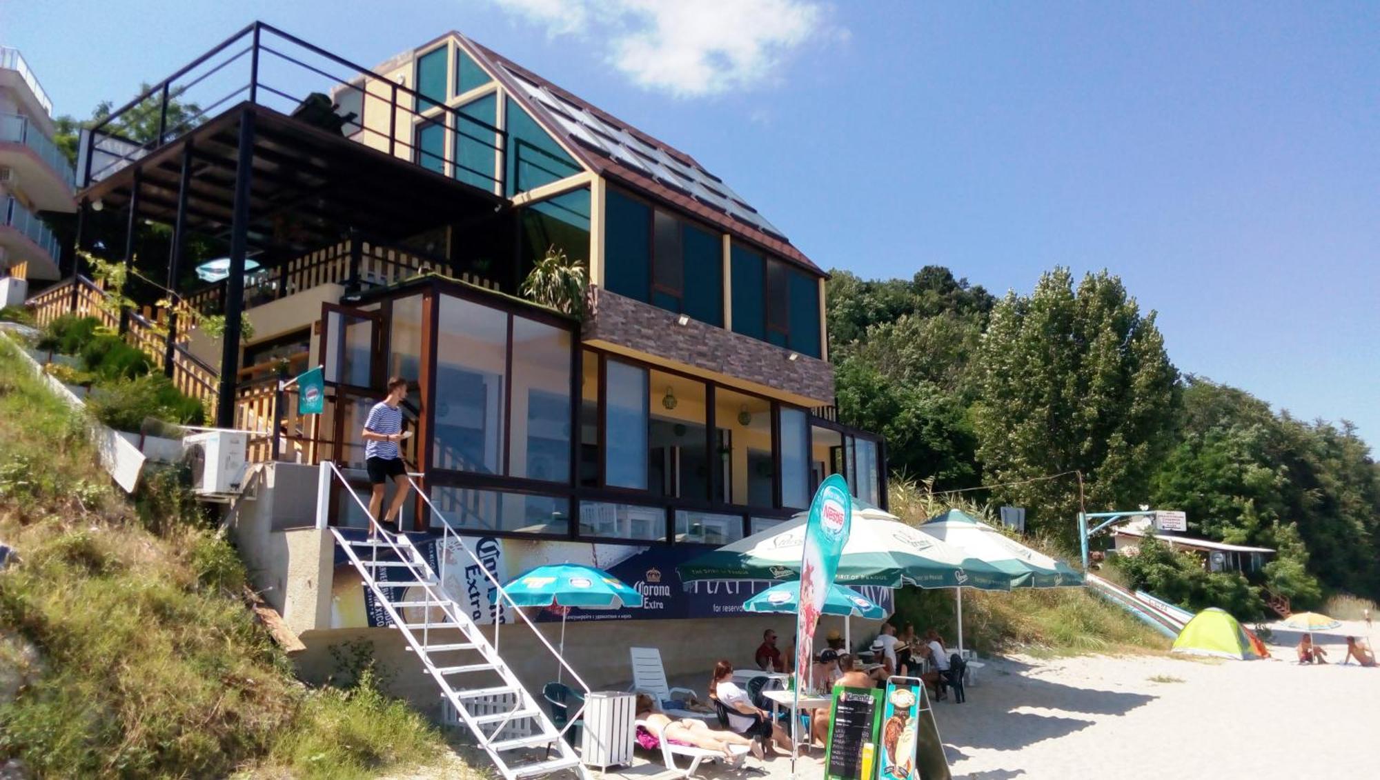 Hemingway Rooms In Happy Beach Varna Extérieur photo